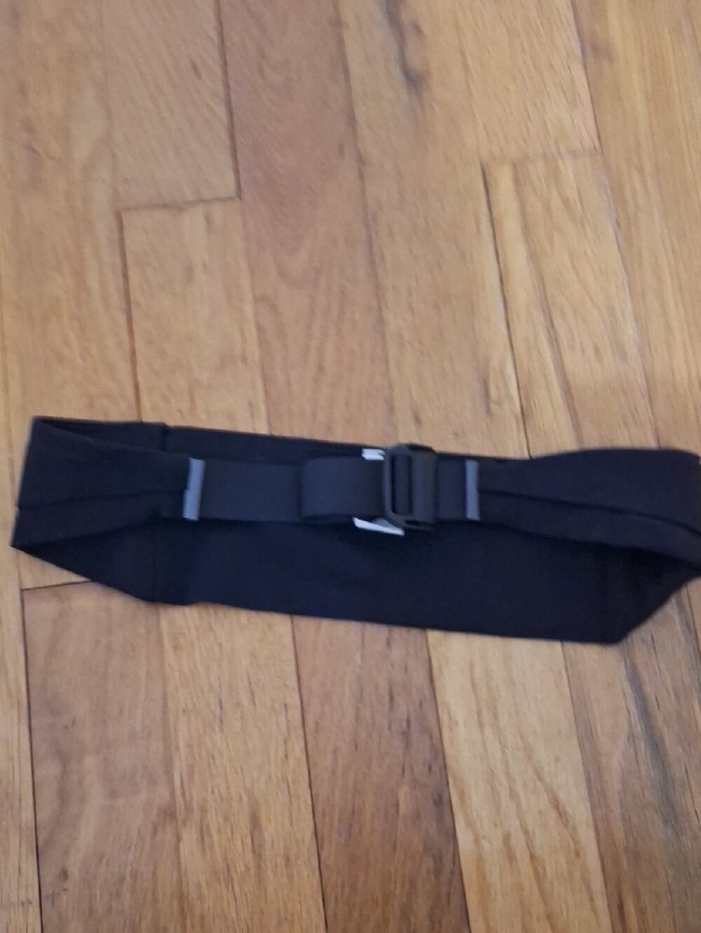 lululemon athletica Black Waist Pack with Reflective Stripe - Picture 3 of 3